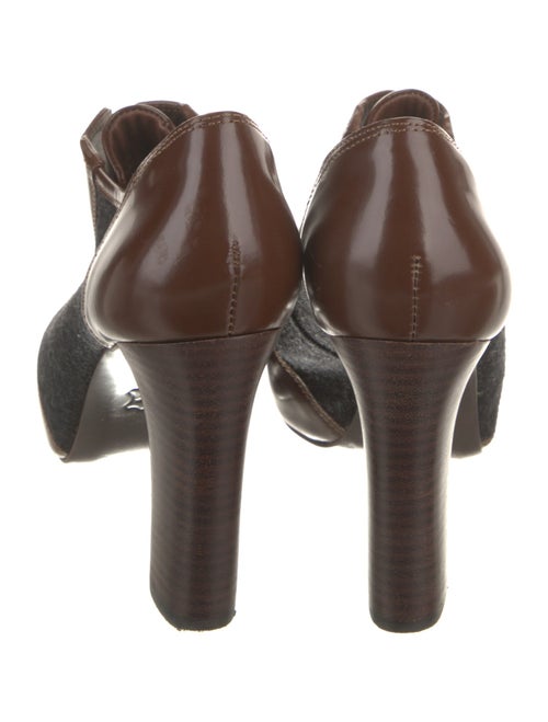 Tory Burch Leather Pumps