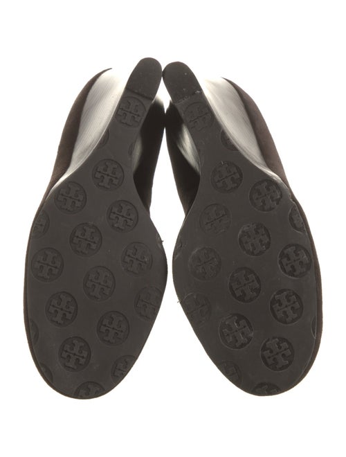 Tory Burch Suede Pumps