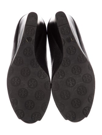 Tory Burch Leather Pumps