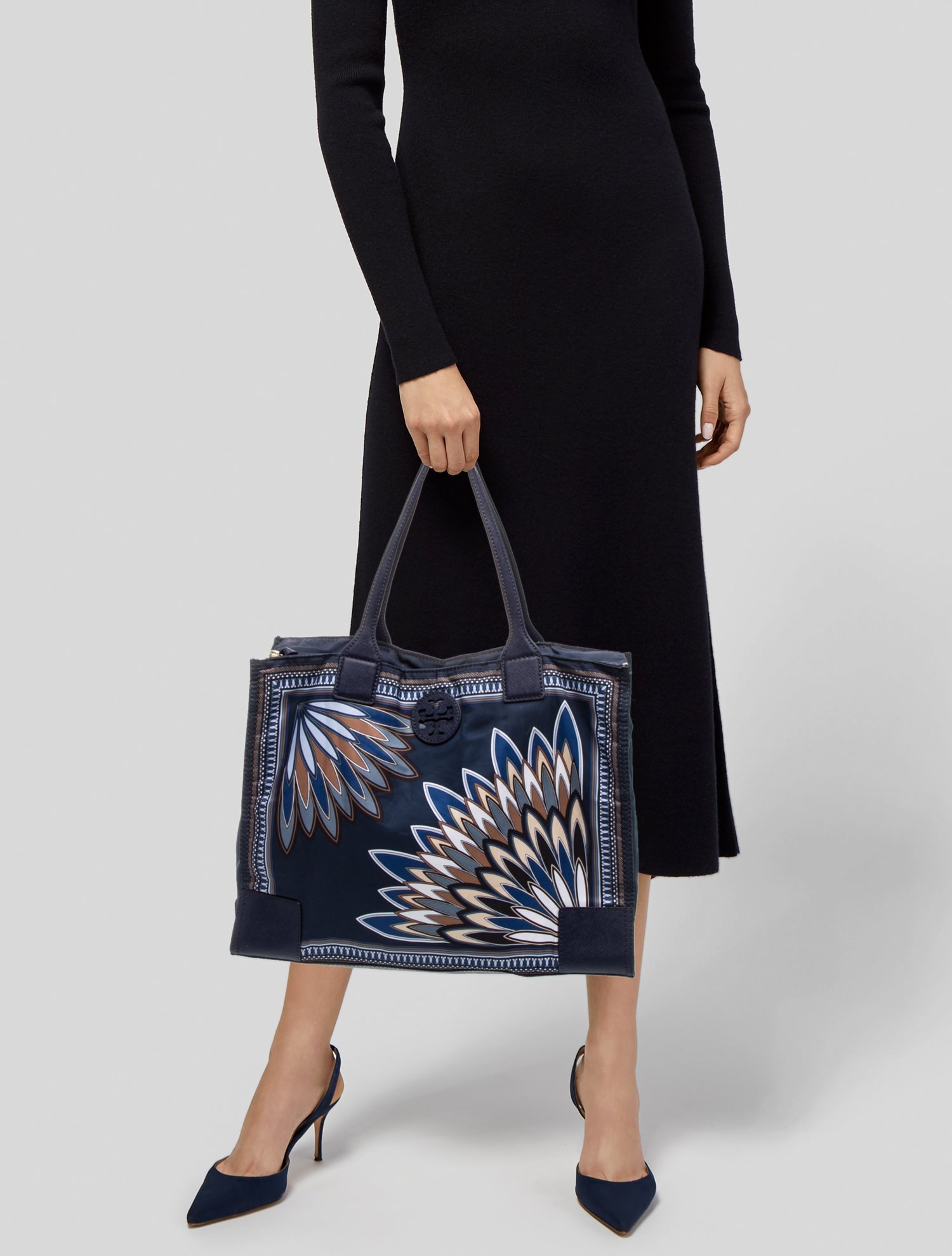 Tory Burch Signature Shoulder Bag