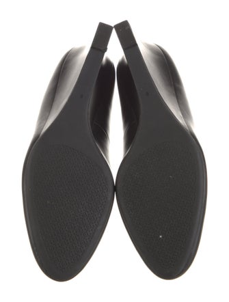 Tory Burch Leather Pumps