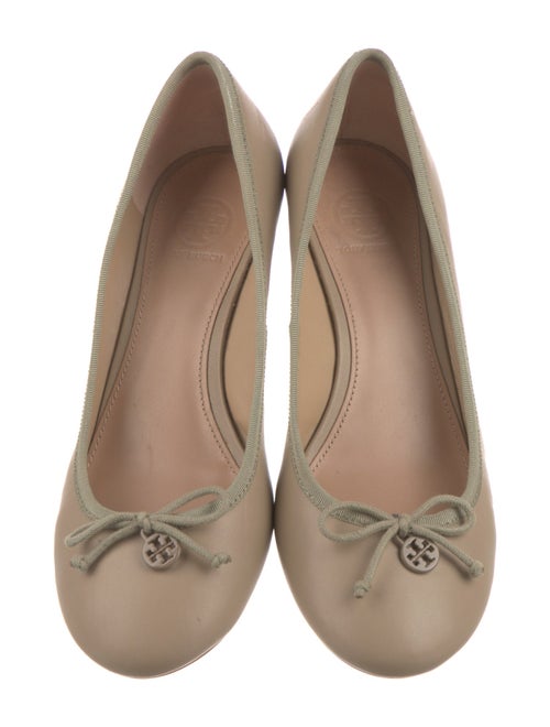 Tory Burch Leather Bow Accents Pumps
