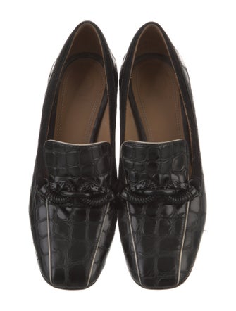 Tory Burch Embossed Leather Pumps