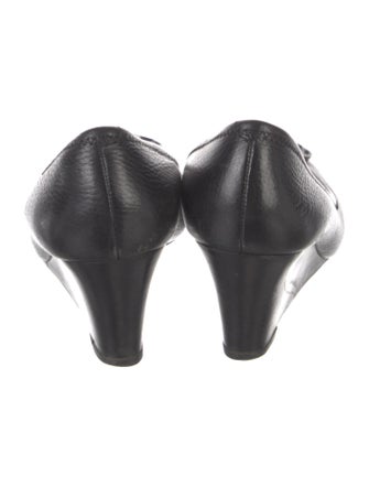 Tory Burch Leather Pumps