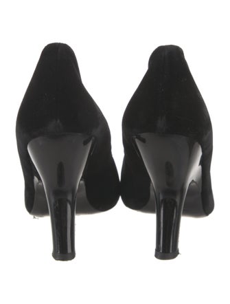 Tory Burch Suede Pumps