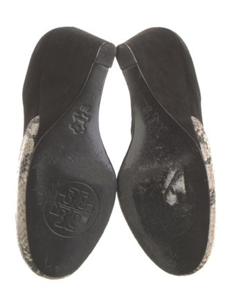 Tory Burch Suede Pumps