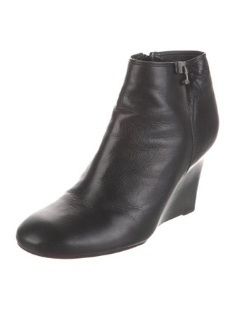 Tory Burch Leather Pumps