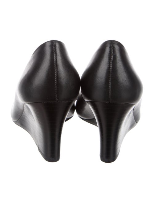 Tory Burch Leather Pumps