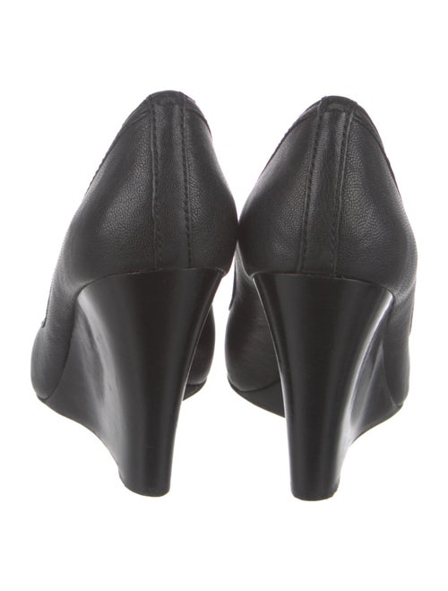 Tory Burch Leather Pumps