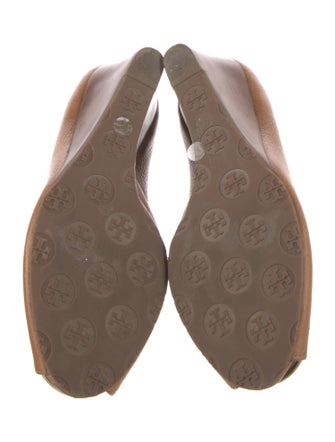 Tory Burch Leather Pumps