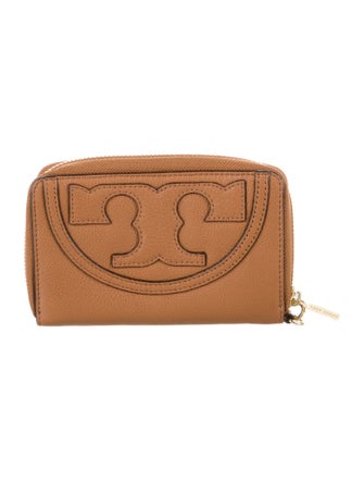 Tory Burch Leather Wristlet