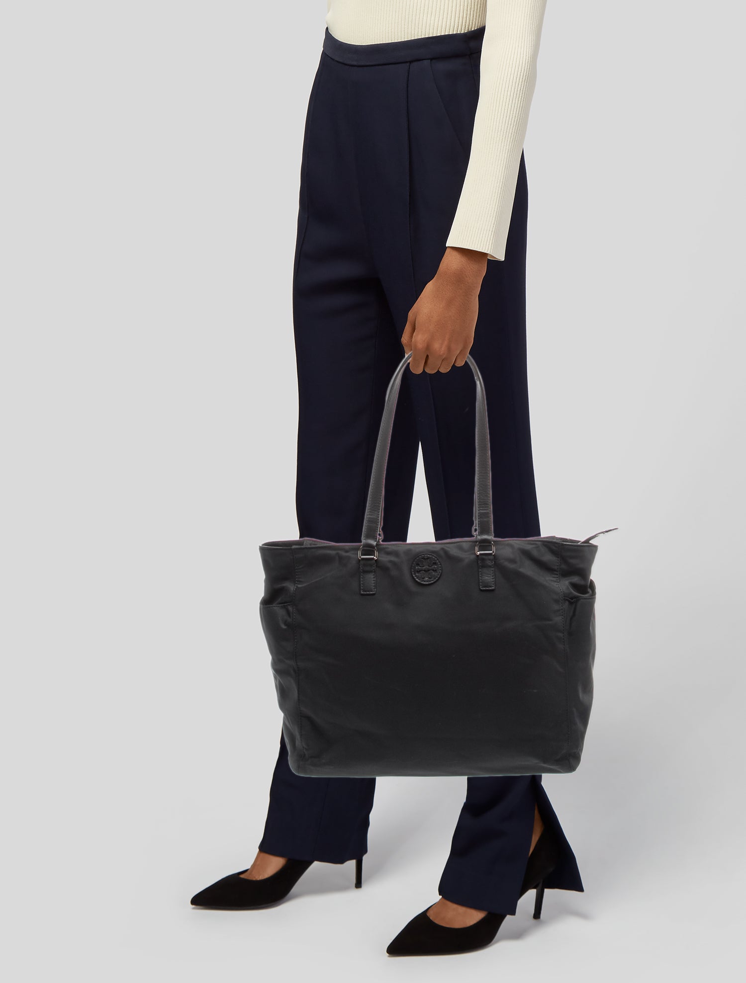 Tory Burch Signature Tote - Black Totes, Handbags - WTO818948