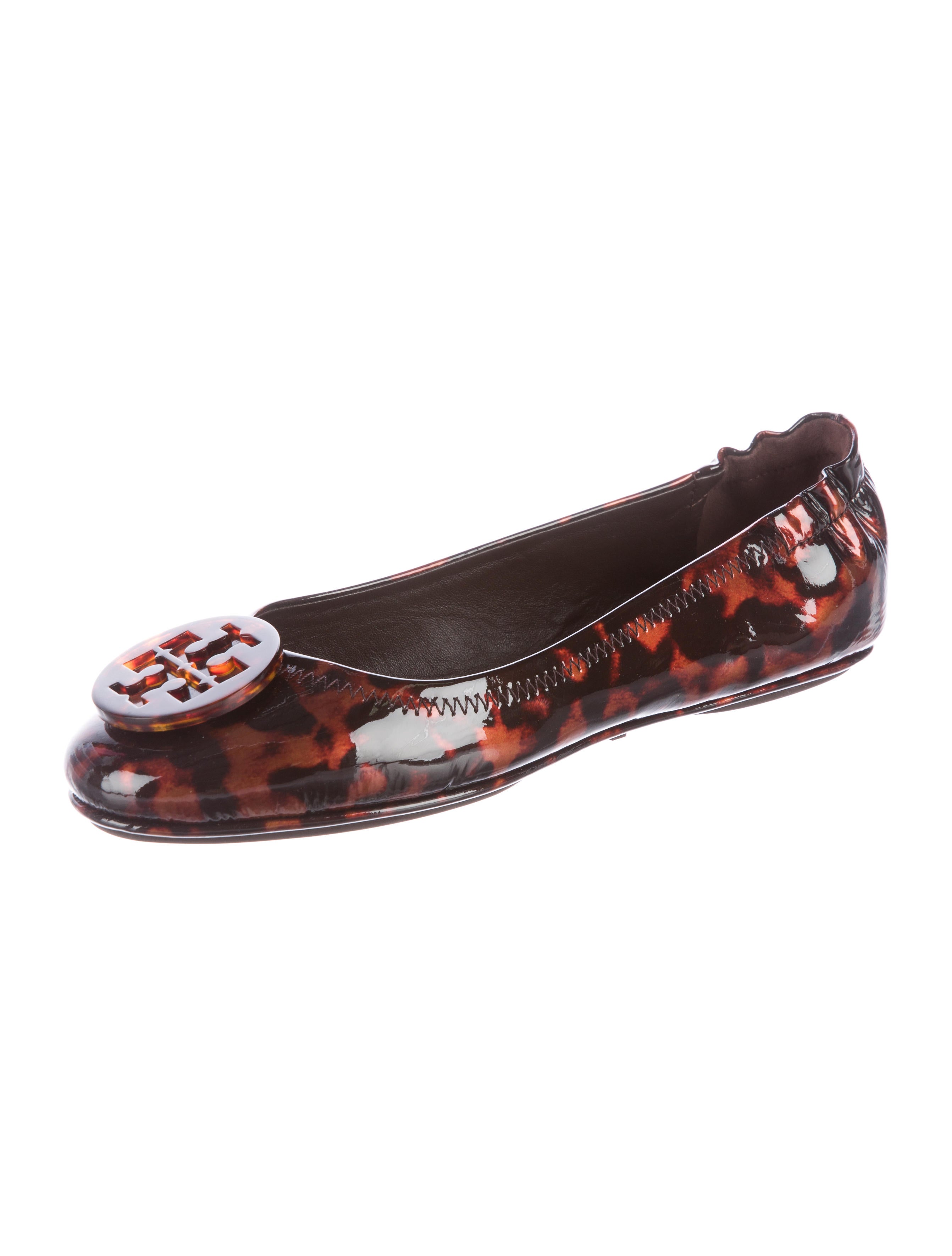 tory burch minnie travel flat tortoise