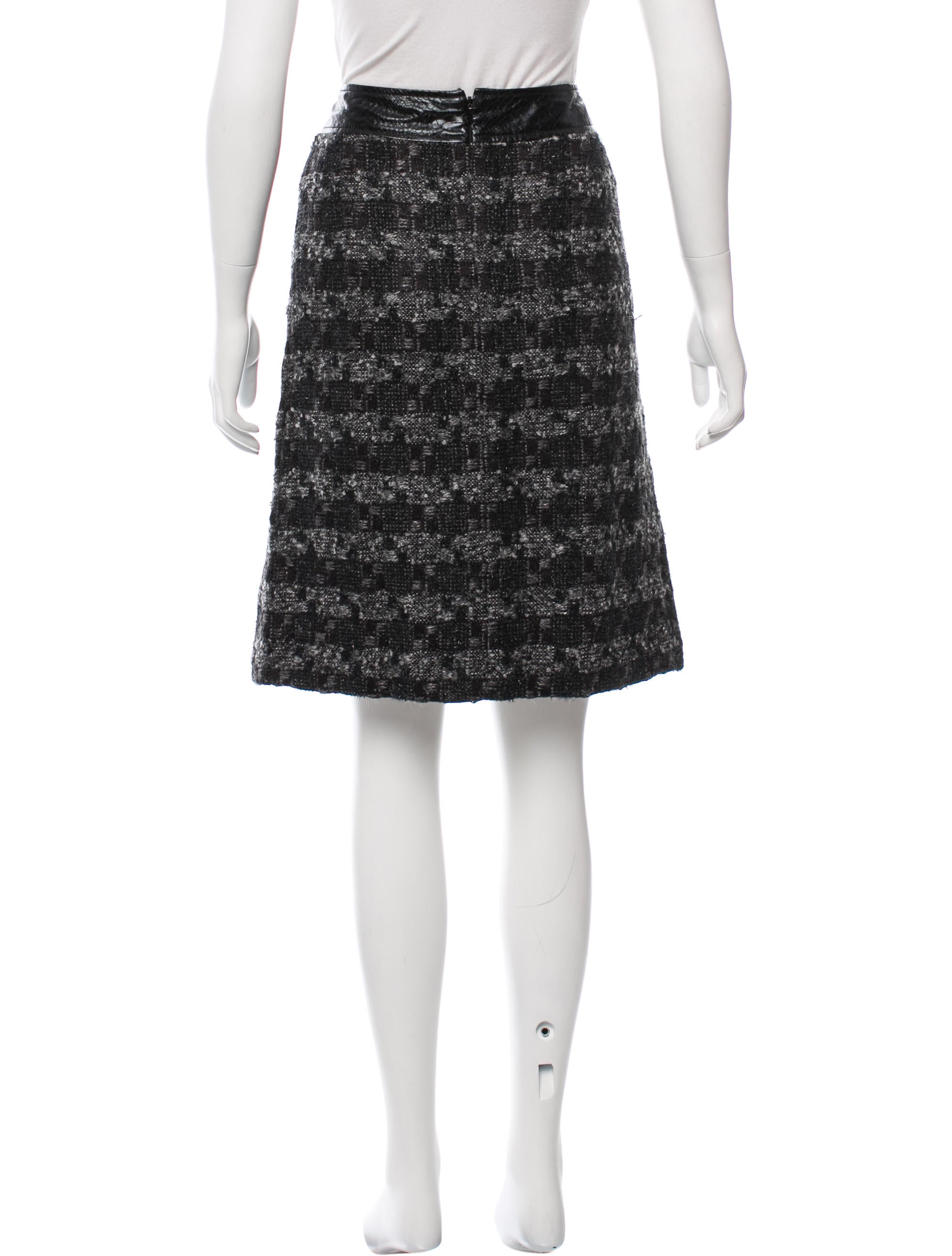Tory Burch Tweed Mini Skirt Clothing WTO99913 The RealReal