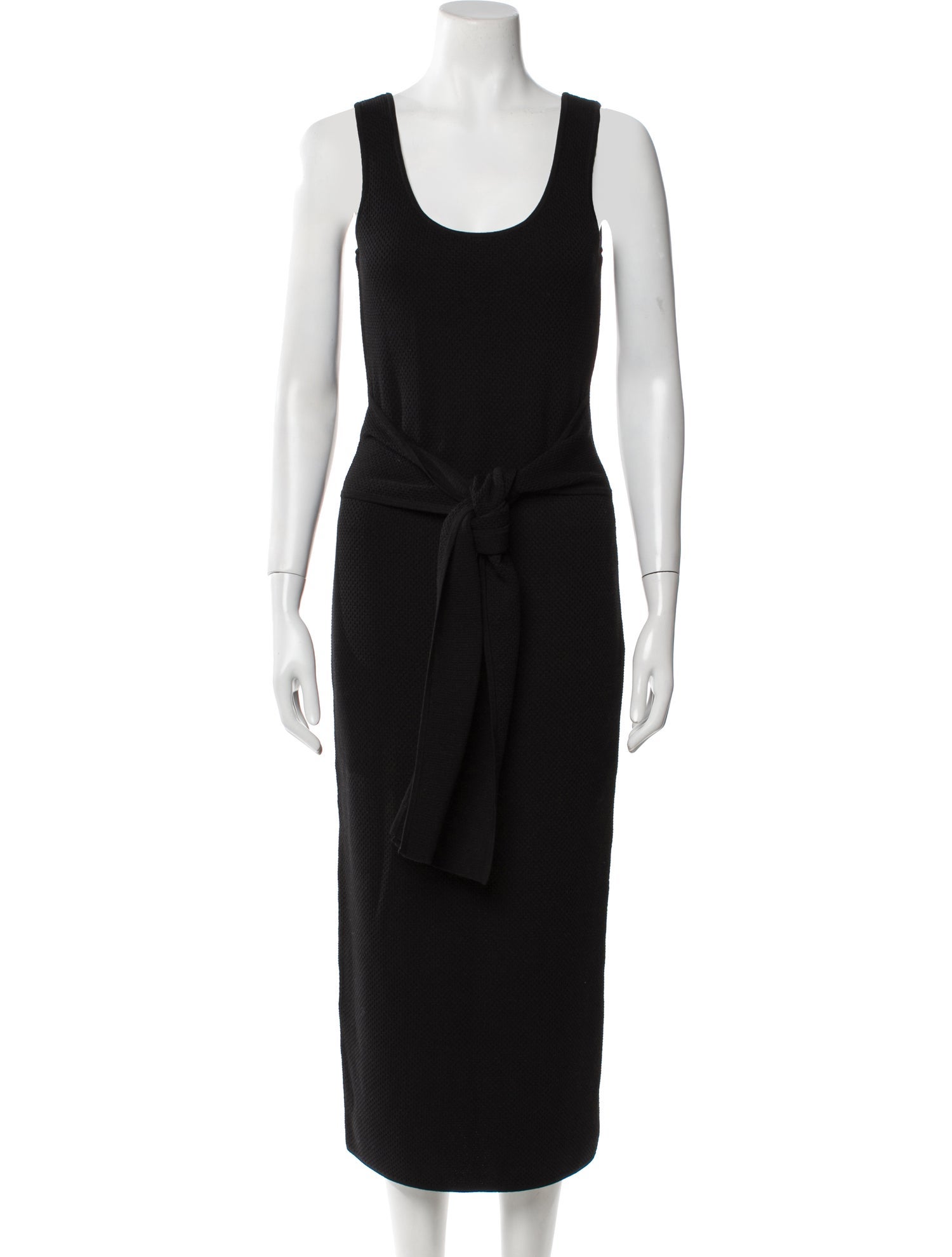 Toccin Scoop Neck Long Dress