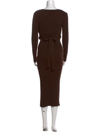 Toccin V-Neck Long Dress