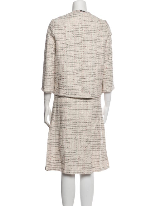 Tome Tweed Pattern Fringe Trim Accent Skirt Suit