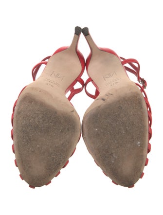 Tamara Mellon Leather T-Strap Sandals