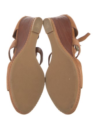 Trask Leather Gladiator Sandals