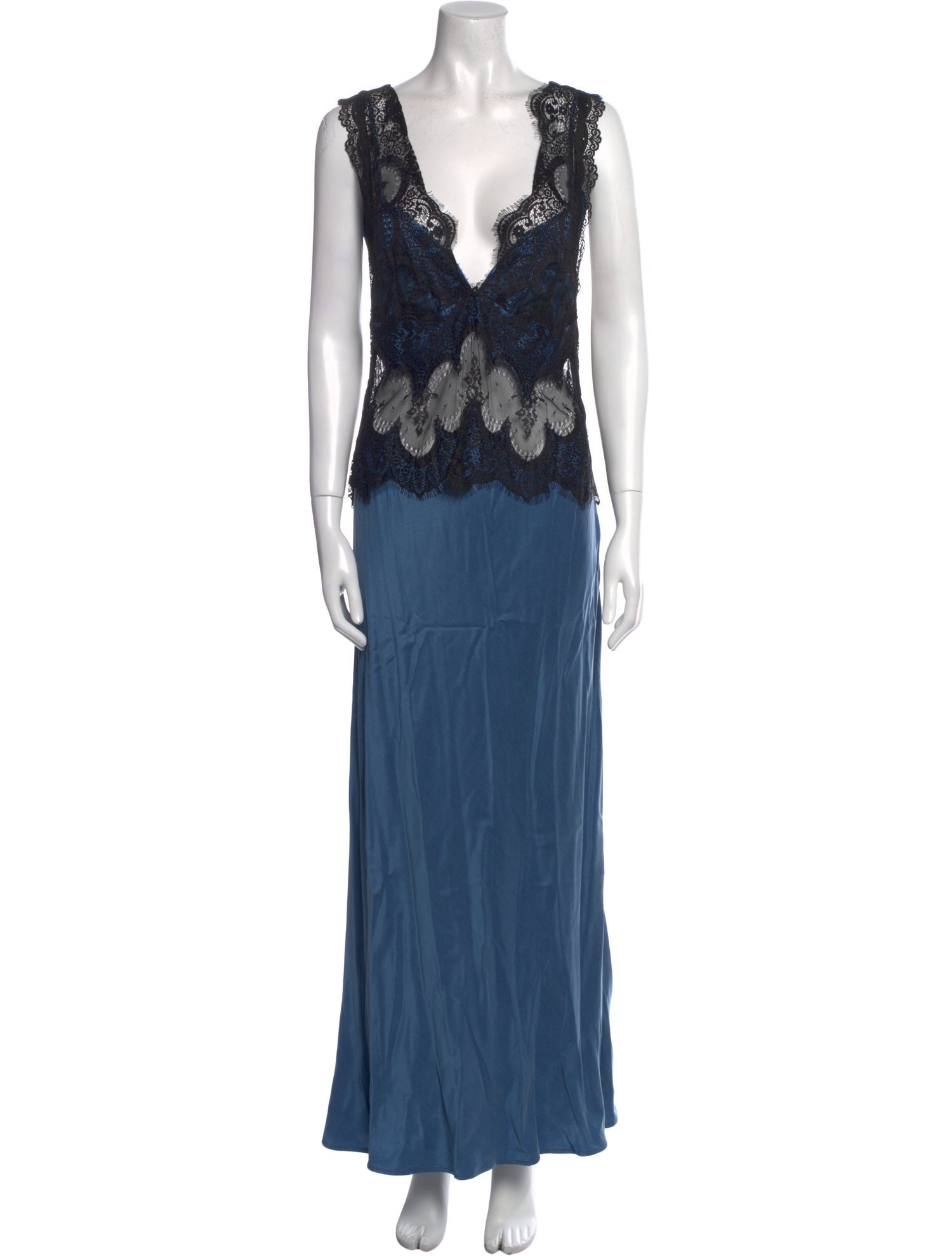 Third Form Lace Pattern Long Dress