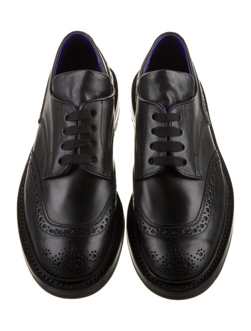 Tricker's Leather Scalloped Accent Brogues