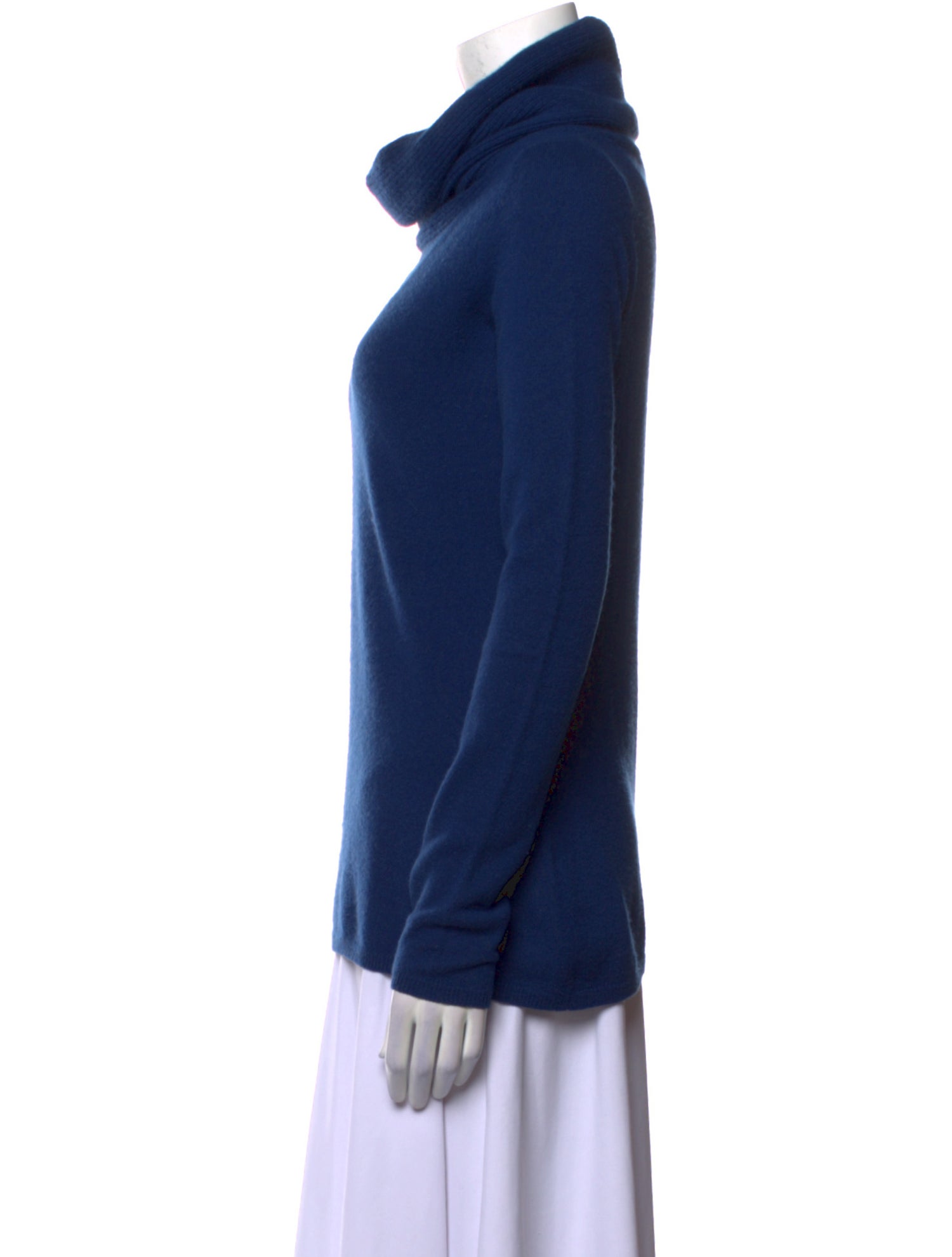 TSE Cashmere Turtleneck Sweater
