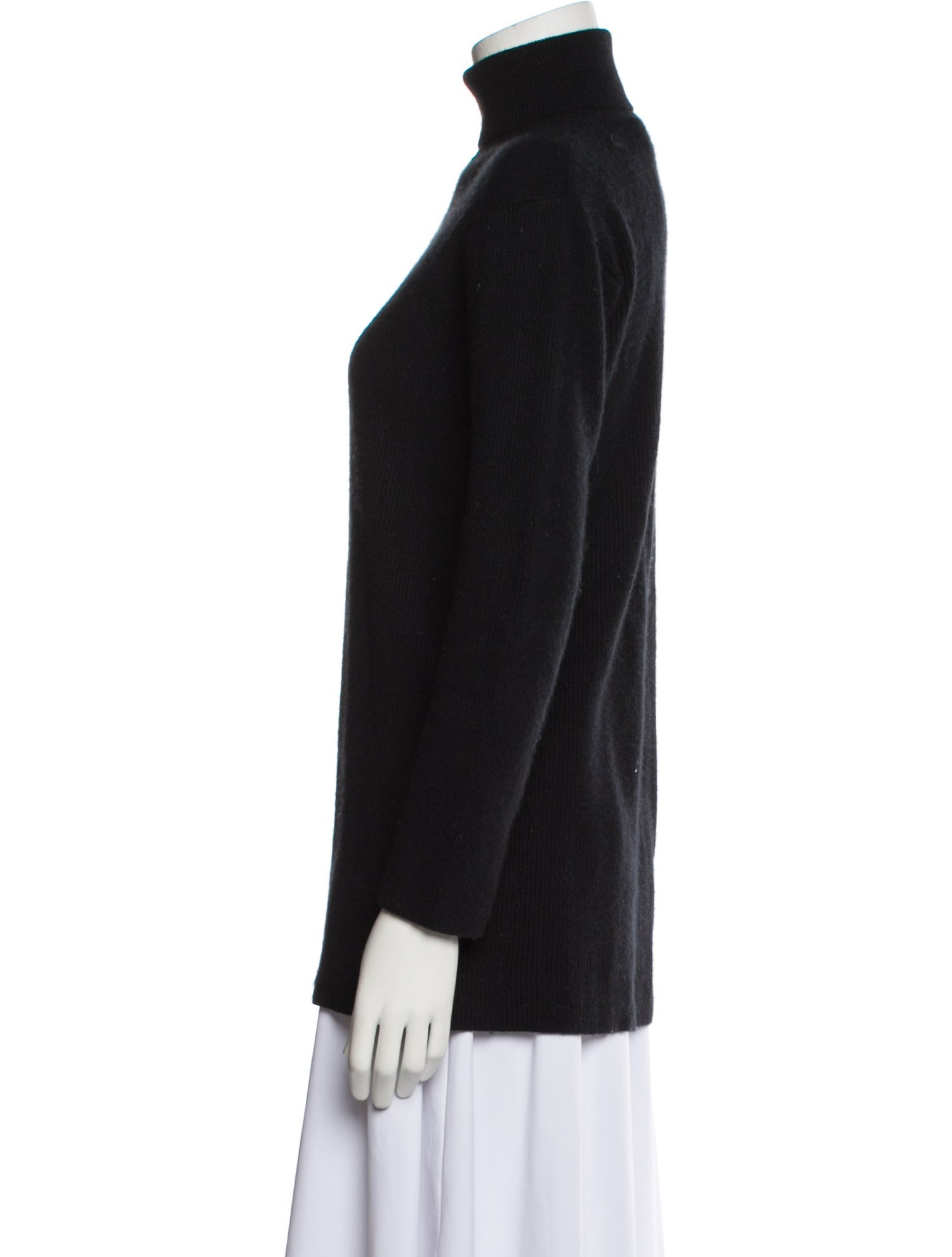 TSE Cashmere Turtleneck Sweater