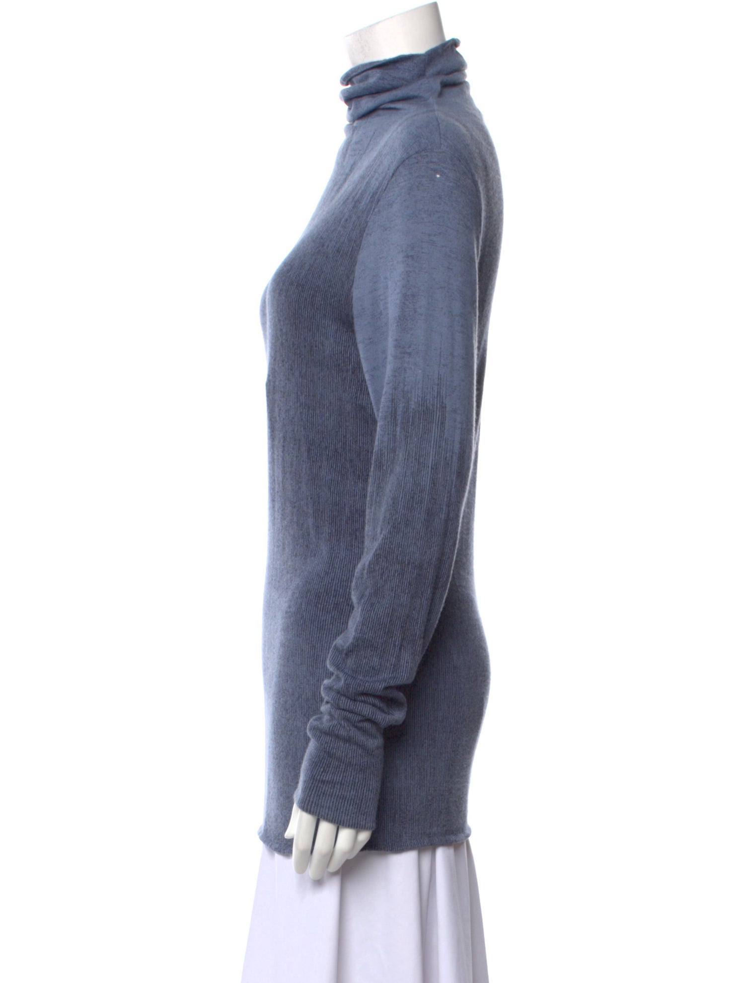 TSE Cashmere Turtleneck Sweater