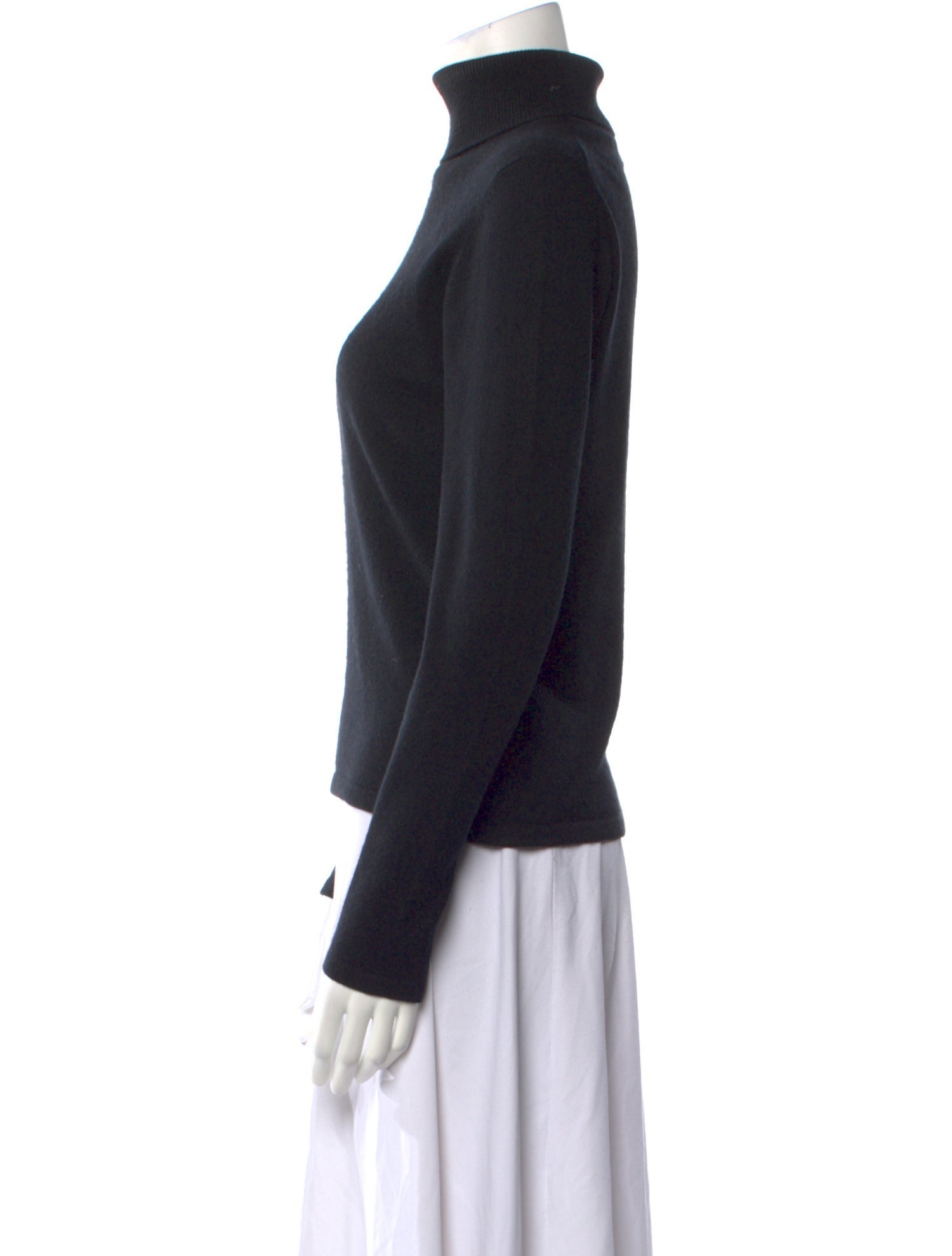 TSE Cashmere Turtleneck Sweater