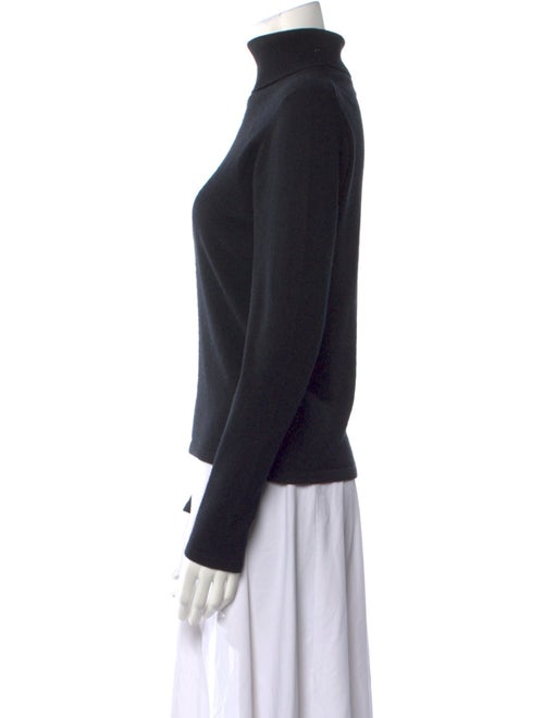 TSE Cashmere Turtleneck Sweater