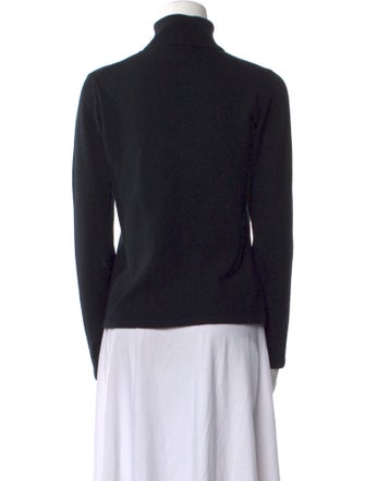 TSE Cashmere Turtleneck Sweater