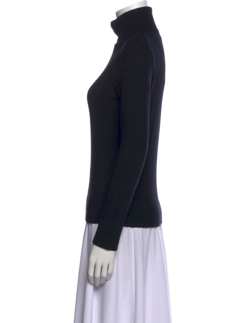 TSE Cashmere Turtleneck Sweater