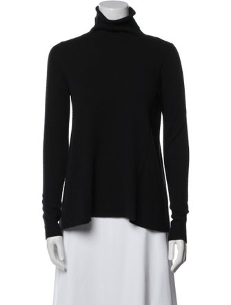 TSE Cashmere Turtleneck Sweater
