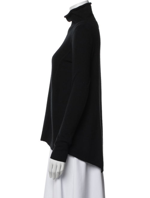 TSE Cashmere Turtleneck Sweater