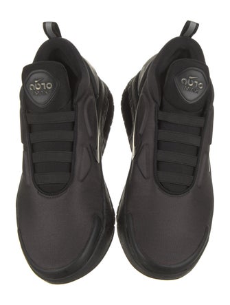 Nike Canvas Sneakers