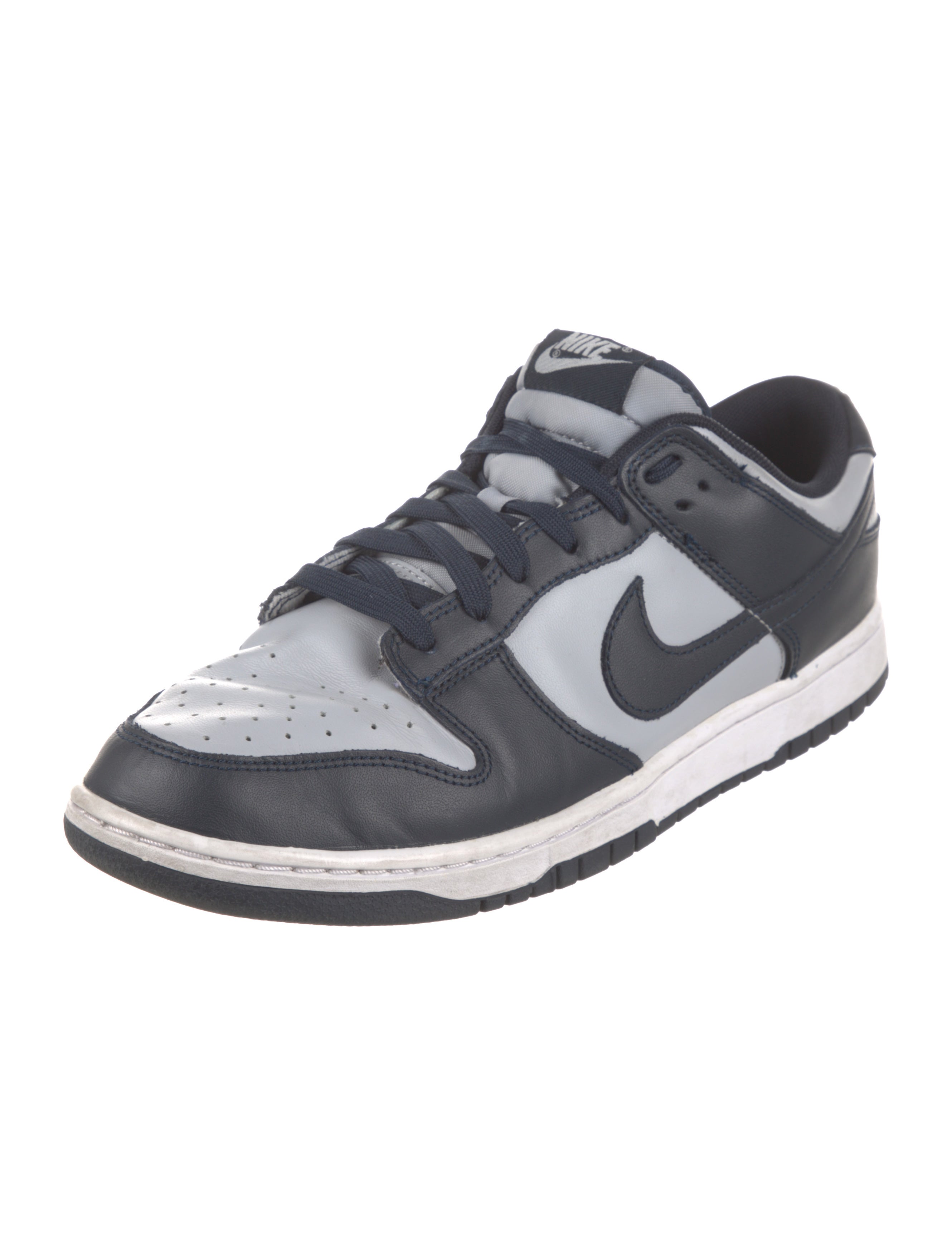 Nike Dunk Low Georgetown Sneakers
