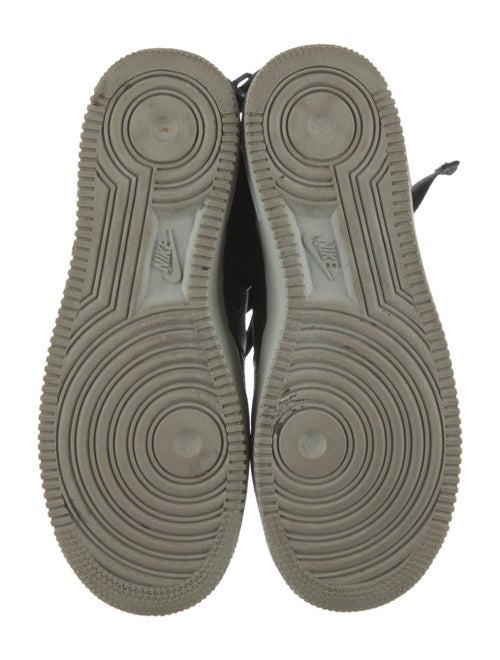 Nike SF Air Force 1 Mid Outdoor Green Sneakers