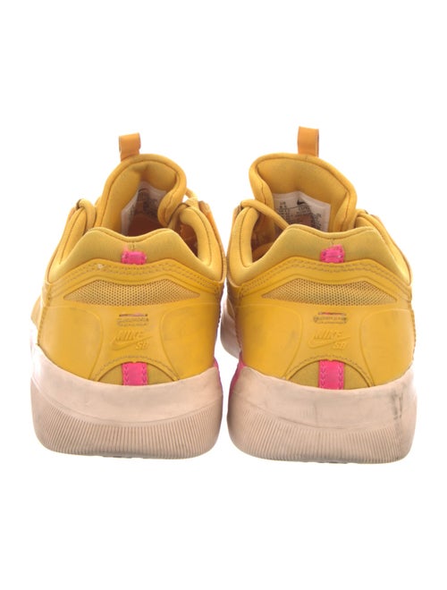 Nike Rubber Mesh Accents Sneakers