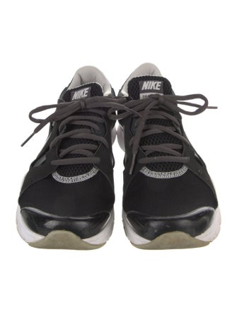 Nike Printed Mesh Accents Athletic Sneakers