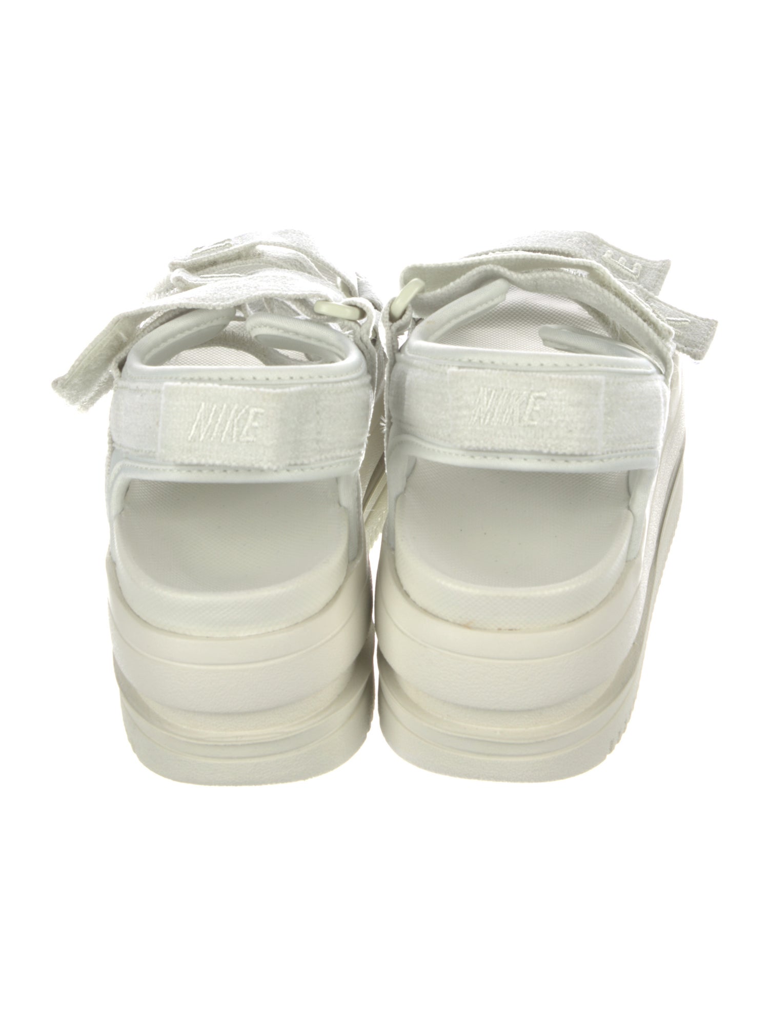 nike sandals with matching bag