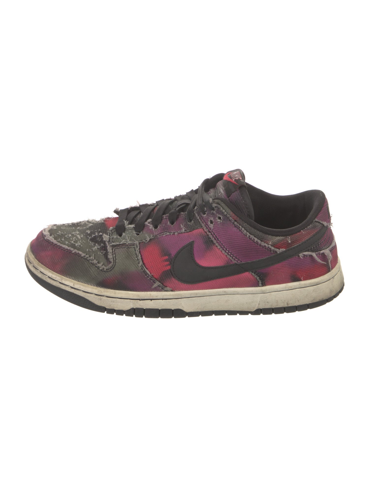 Nike Canvas Printed Athletic Sneakers