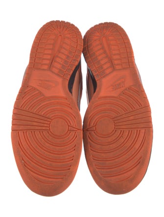 Nike SB x Concepts Dunk Low 'Orange Lobster' Sneakers