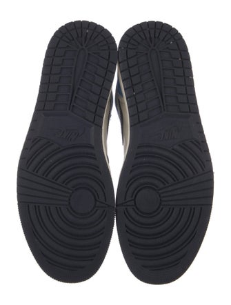 Nike Leather Colorblock Pattern Athletic Sneakers