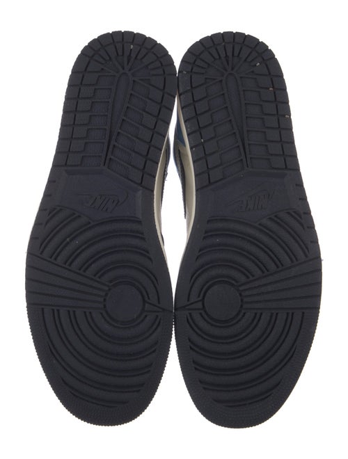 Nike Leather Colorblock Pattern Athletic Sneakers