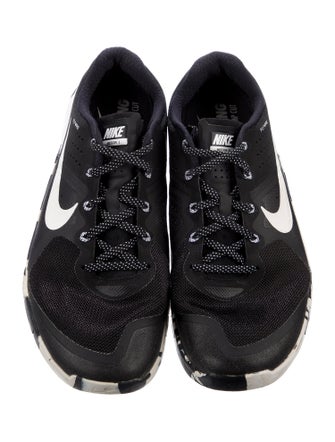 Nike Mesh Printed Athletic Sneakers