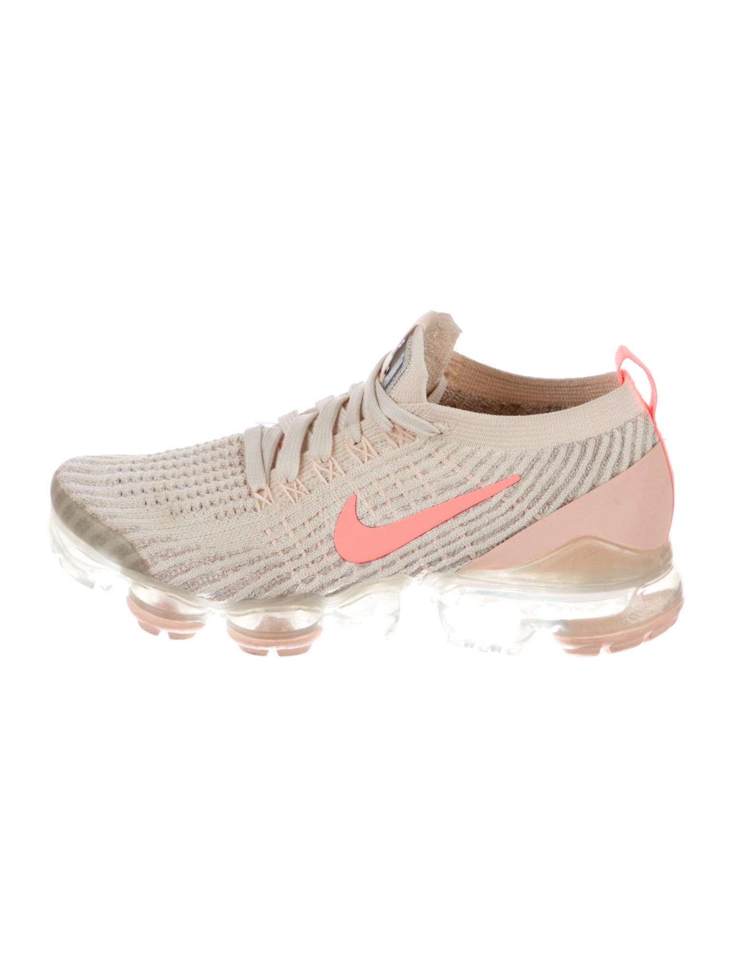 athletic womens vapormax