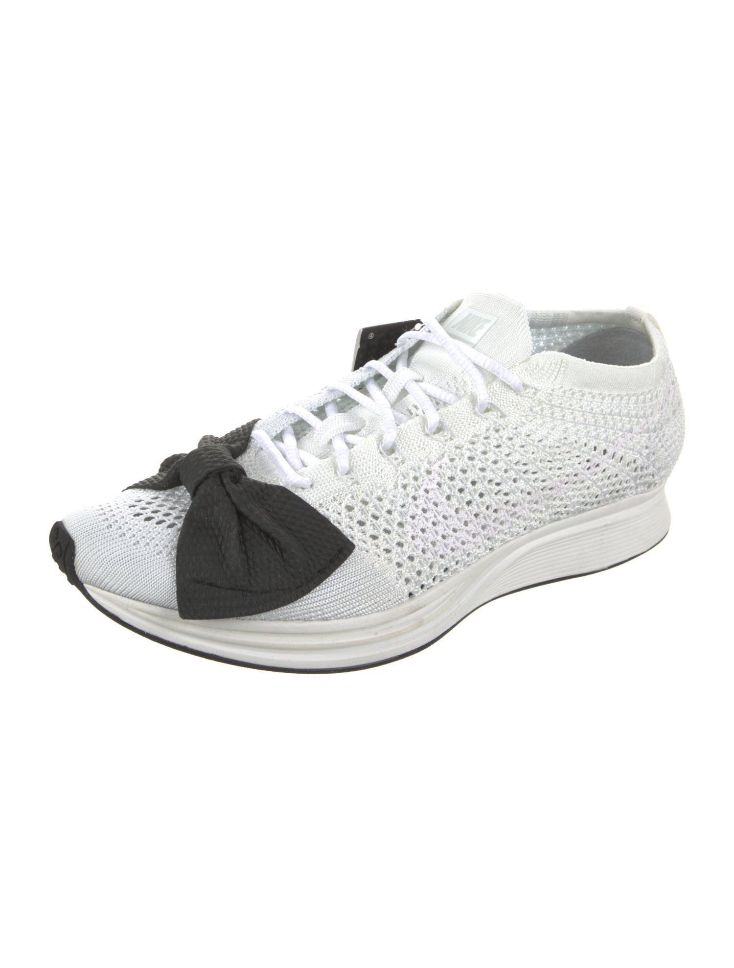 Nike Mesh Lace Pattern Athletic Sneakers