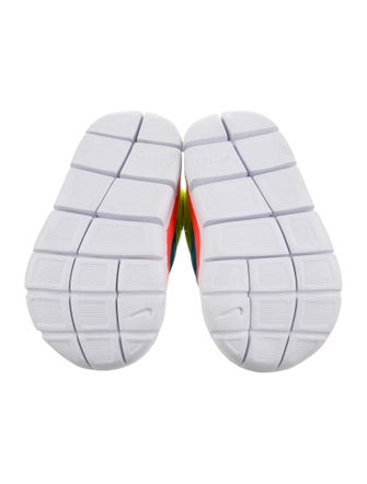 Nike Nike Nike Low Top Mesh 3C Shoe