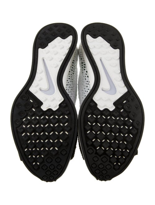 Nike Colorblock Pattern Bow Accents Sneakers