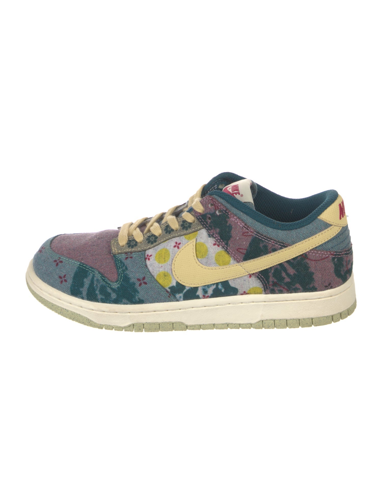 Nike Canvas Floral Print Athletic Sneakers